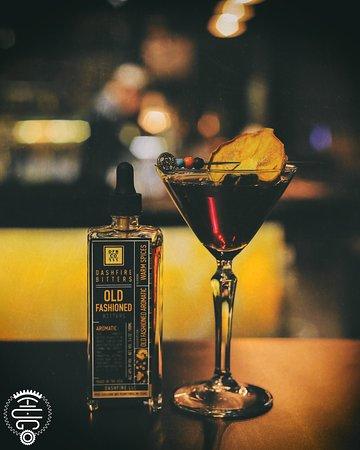 Hugo Bar, Restaurant & Cafe